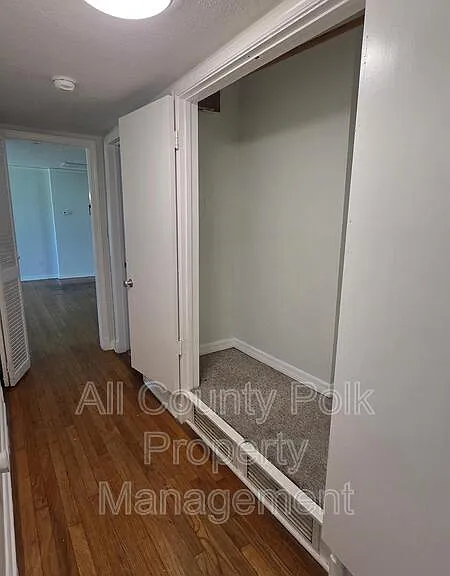 925 Sikes Blvd — Photo 18