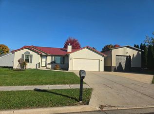 1511 Birchwood STREET, Delavan, WI 53115