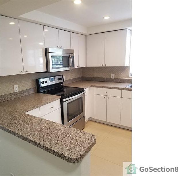 1st image of 734 NW 15th Way