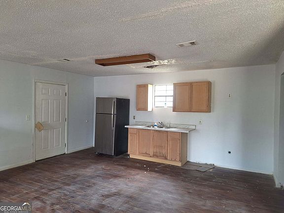 3rd image of 3606 24th Ave