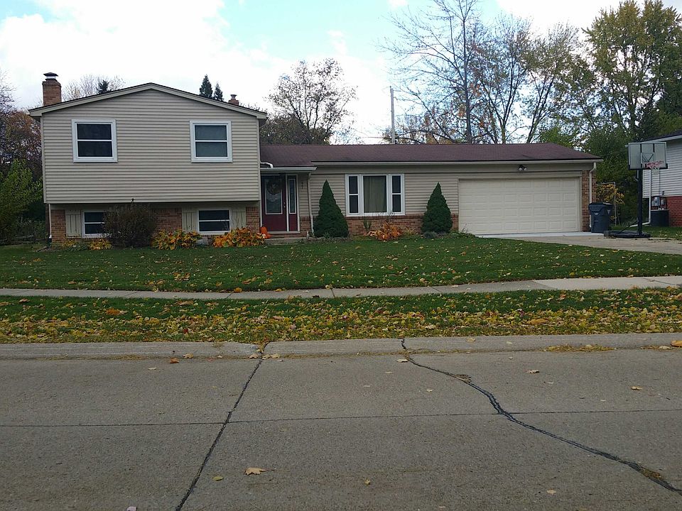 1st image of 277 Scottsdale Dr