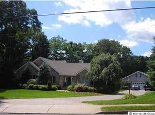 589 Oak Hill Rd, Middletown, NJ 07748