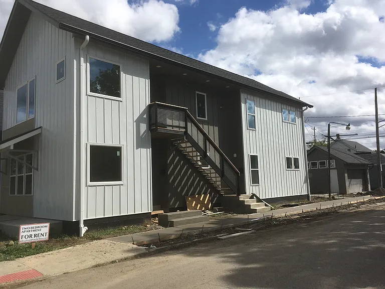 946 Ann St #946 — Photo 1