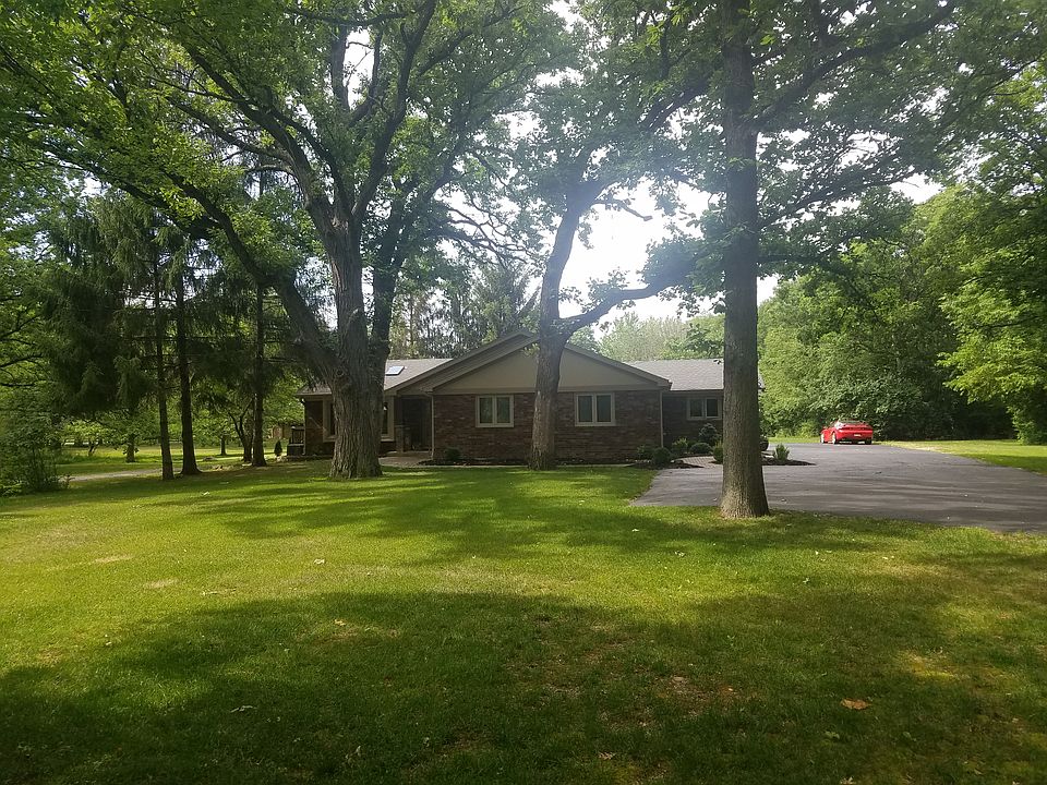 1st image of 15656 W 143rd St