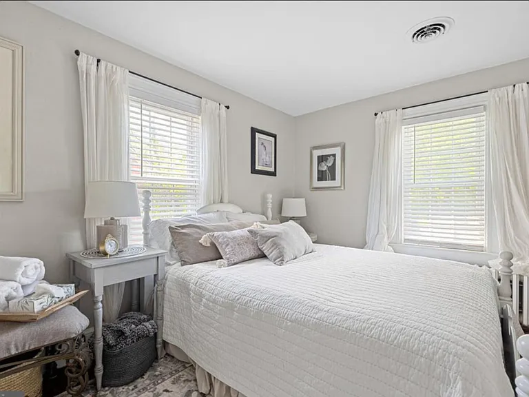 Morningside Dr — Photo 20