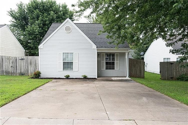 1st image of 2509 W Ash Pl