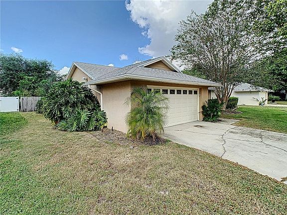 4th image of 1007 Teague Ct