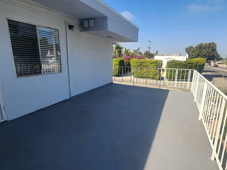 Spacious Private Patio