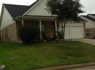 2002 Royal Ct, Bellville, TX 77418