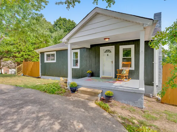 11222 McGill Rd, Soddy Daisy, TN 37379