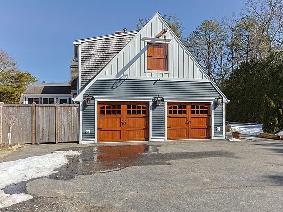 4th image of 14 Rainbow Lane