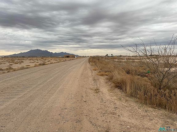 3rd image of Angus Road Se El Portal Rd SE