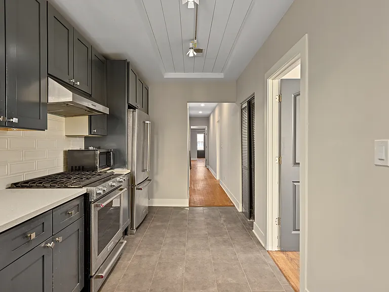 1517 E 67th Pl #3 — Photo 8