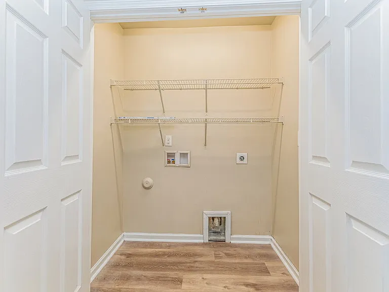 821 Skinner Dr — Photo 6