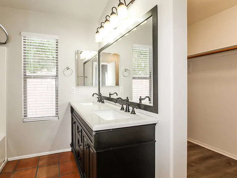 8631 W Fargo Dr — Photo 10