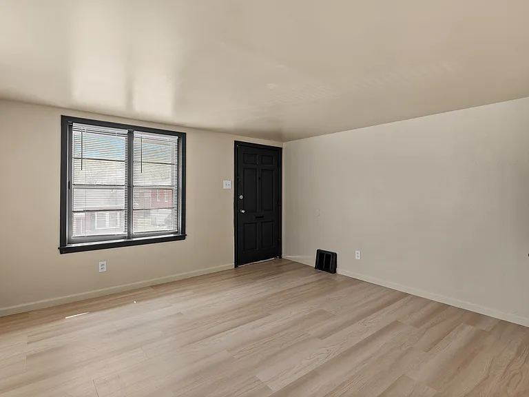 6713 Donald St — Photo 4