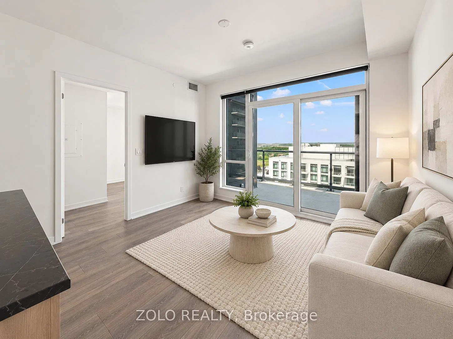 7950 Bathurst St — Photo 3