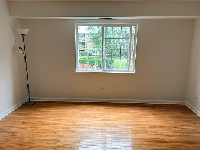 1509 N Windsor Dr #204 — Photo 7