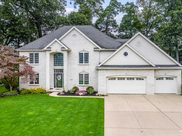 3496 Wimbledon Ct, Lambertville, MI 48144