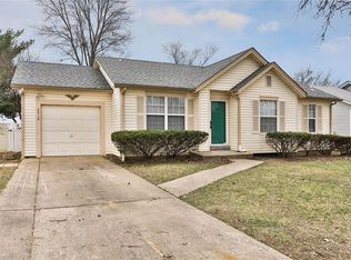 2918 Plum Leaf Cir, Saint Charles, MO 63303