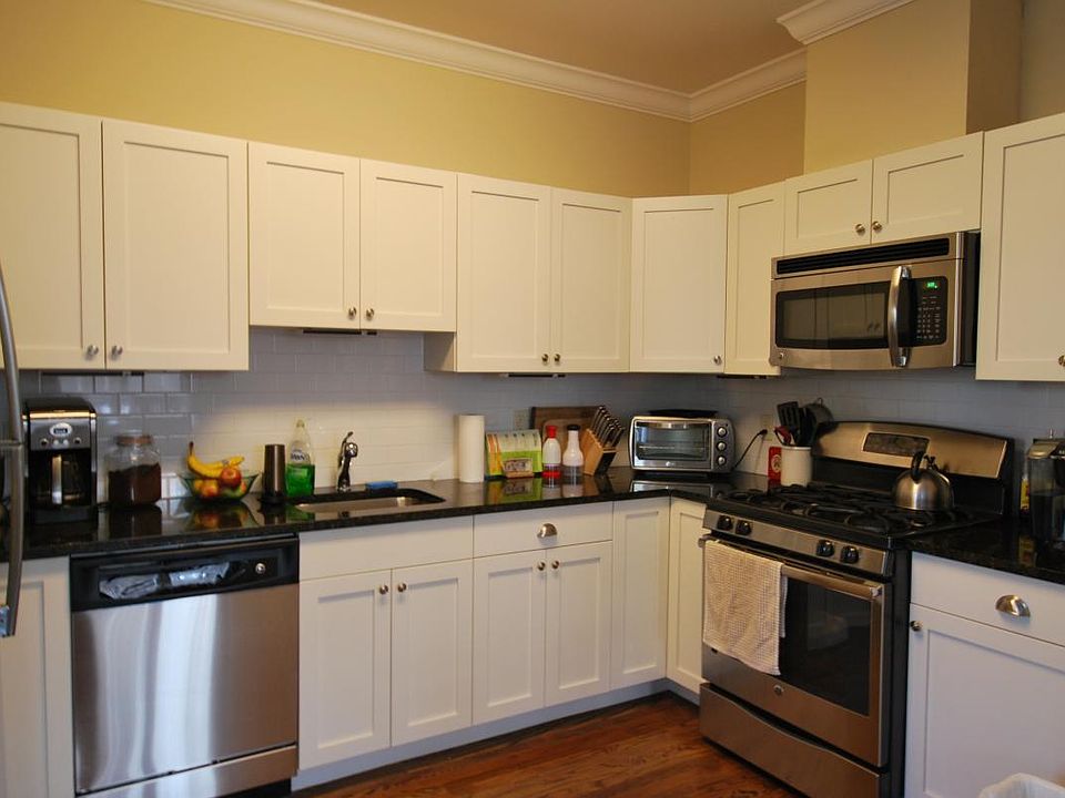 1st image of 29 Glenmare Mews