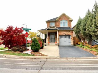 243 Venice Gate Dr, Vaughan, ON L4H0G1