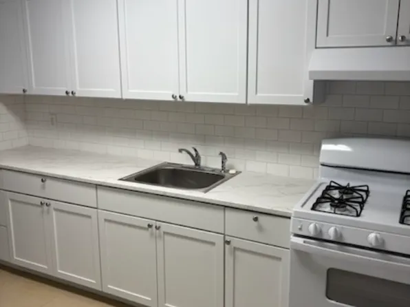 230 Anderson Rd, Pemberton, NJ 08068