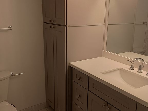 3rd image of 7614 S 1000 E