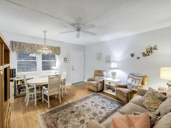 130 N Collier Blvd #4, Marco Island, FL 34145