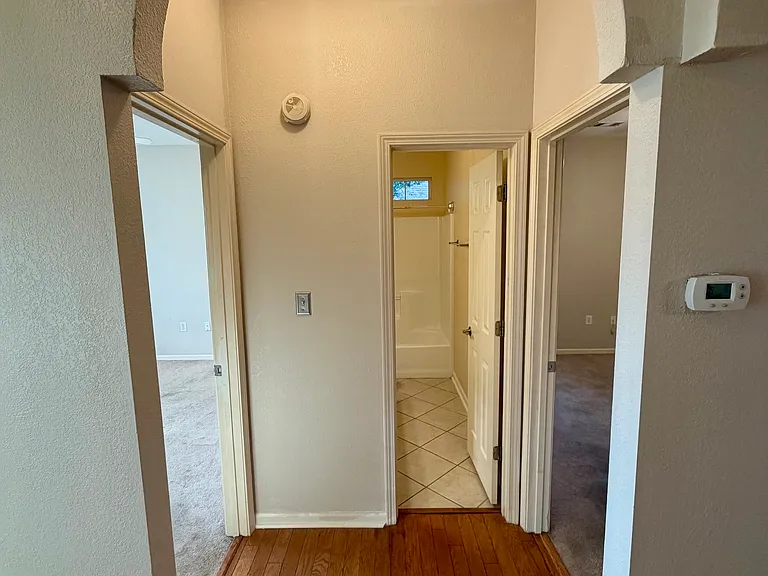 213 Carrington Ln — Photo 5