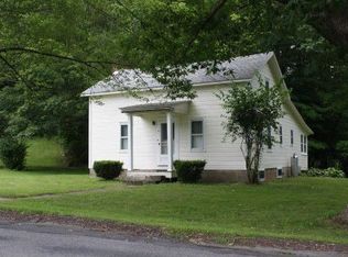 2049 S Old Post Rd, Castleton, NY 12033
