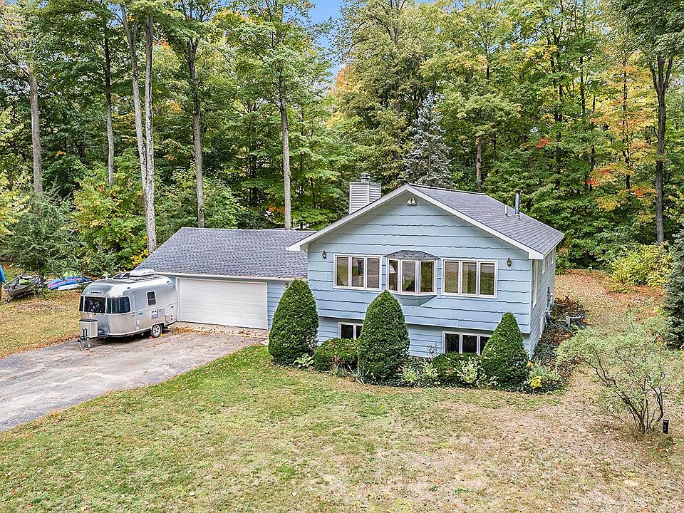 3870 E Shore Dr, Grawn, MI 49637 Zillow
