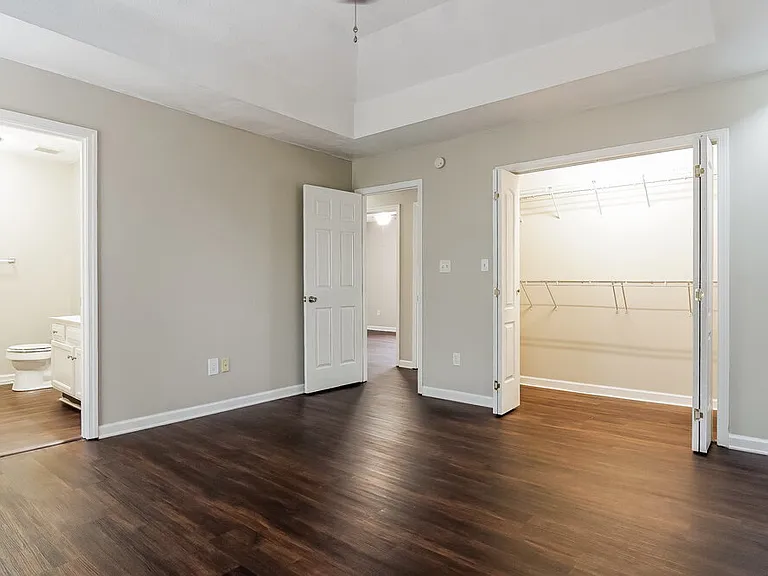 2724 Wellington Dr — Photo 12