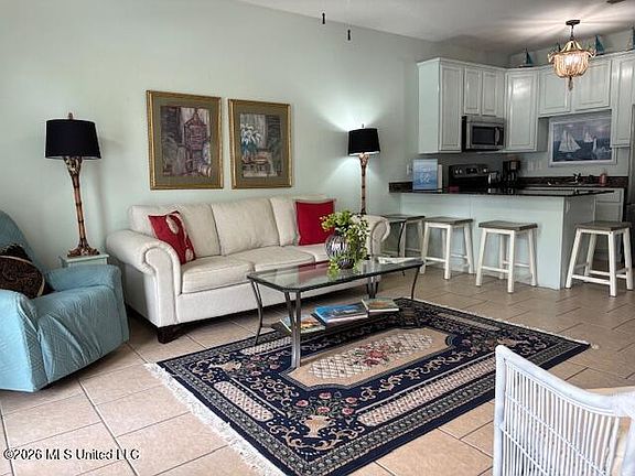 3rd image of 1205 Century Oaks Dr APT C