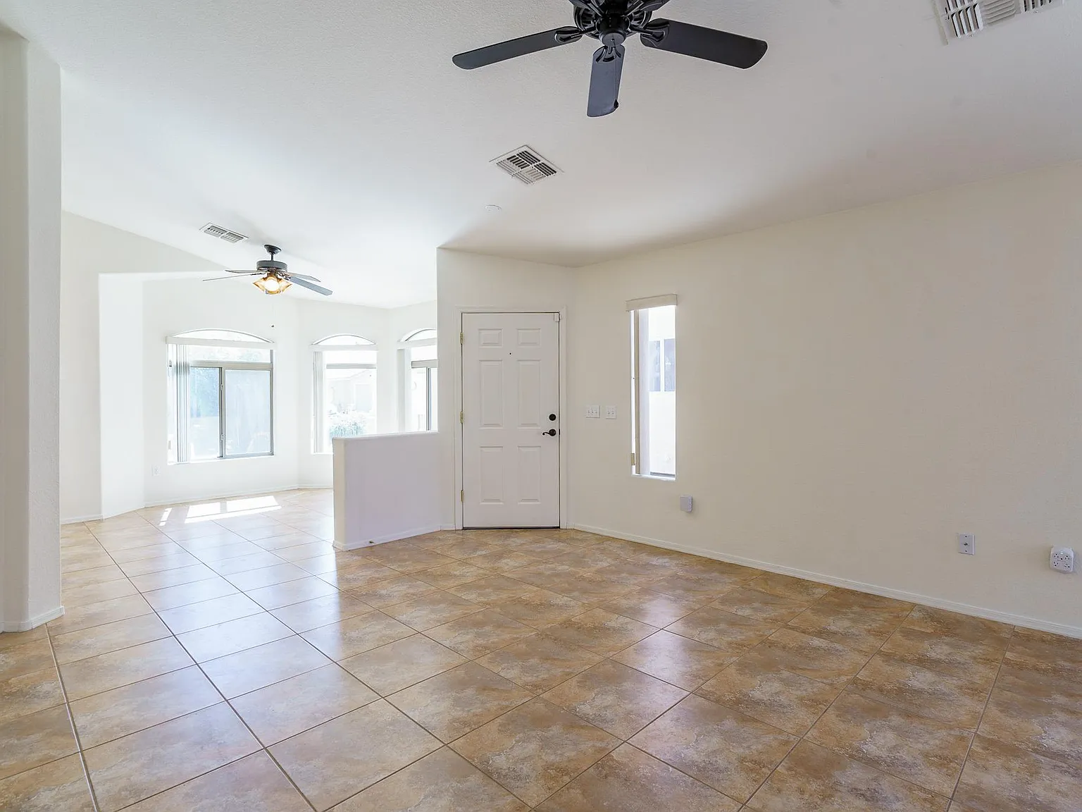 8362 S Egyptian Dr — Photo 4