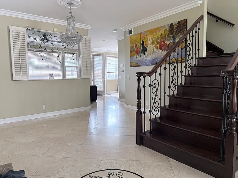 2801 Hazel Pl — Photo 4