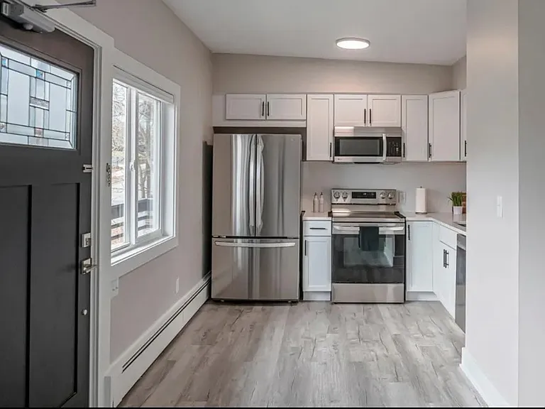 320 Koch Ave — Photo 1