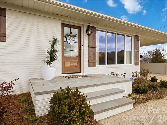 4th image of 28461 Canton Rd