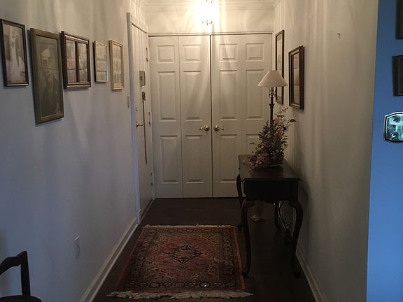 4th image of 1 Smeton Pl APT 1402