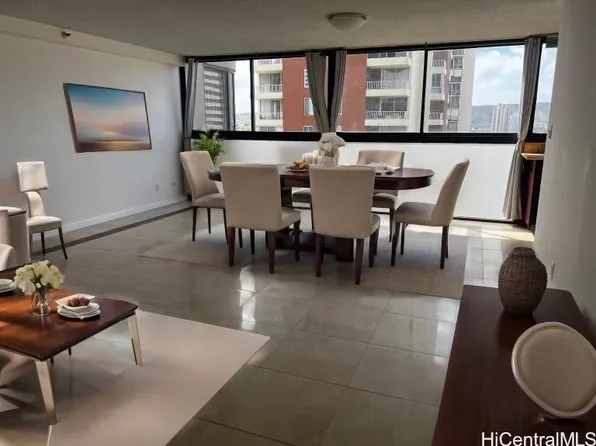 2724 Kahoaloha Ln APT 1406, Honolulu, HI 96826
