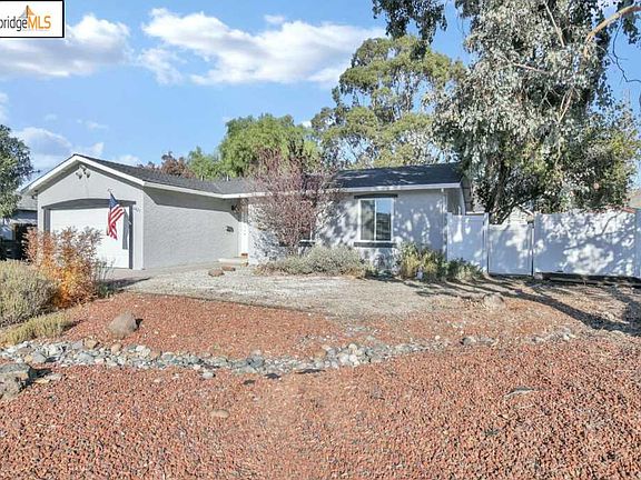 2nd image of 4421 Palo Verde Dr