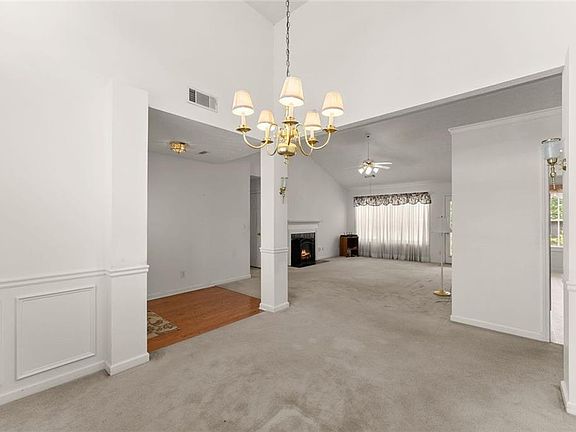 5th image of 4214 Deer Springs Way