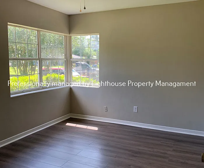 5139 Camille Ave — Photo 9