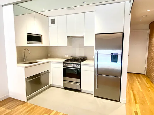 Rented by Corcoran | media 12