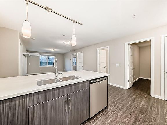 5th image of 450 N Kincora Glen Rd NW #3108