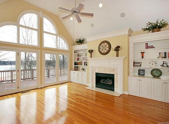 5th image of 111 Shelter Cove Ln