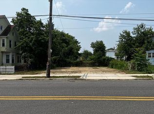 218 N 6th St, Millville, NJ 08332