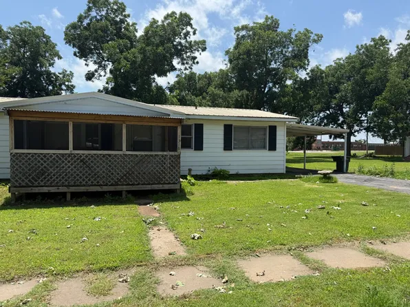 1318 Jackson Ave, Lamont, OK 74643