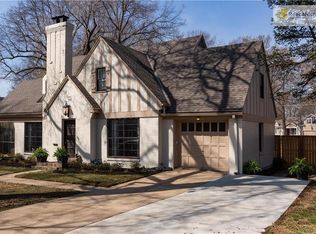 5400 Aberdeen Rd, Fairway, KS 66205