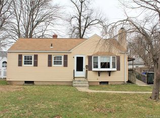 24 Lewis St, Wethersfield, CT 06109